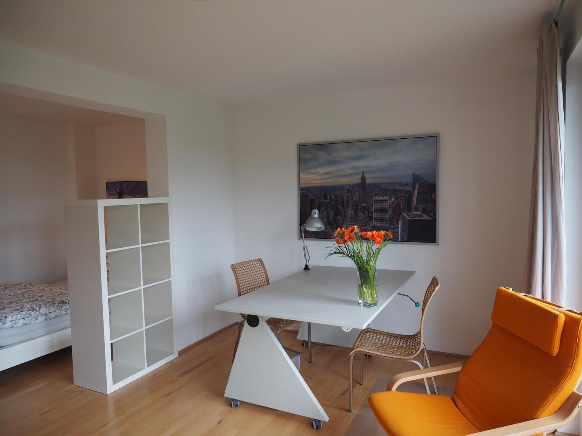 B8 - Just A Private Accommodation Дюселдорф Екстериор снимка