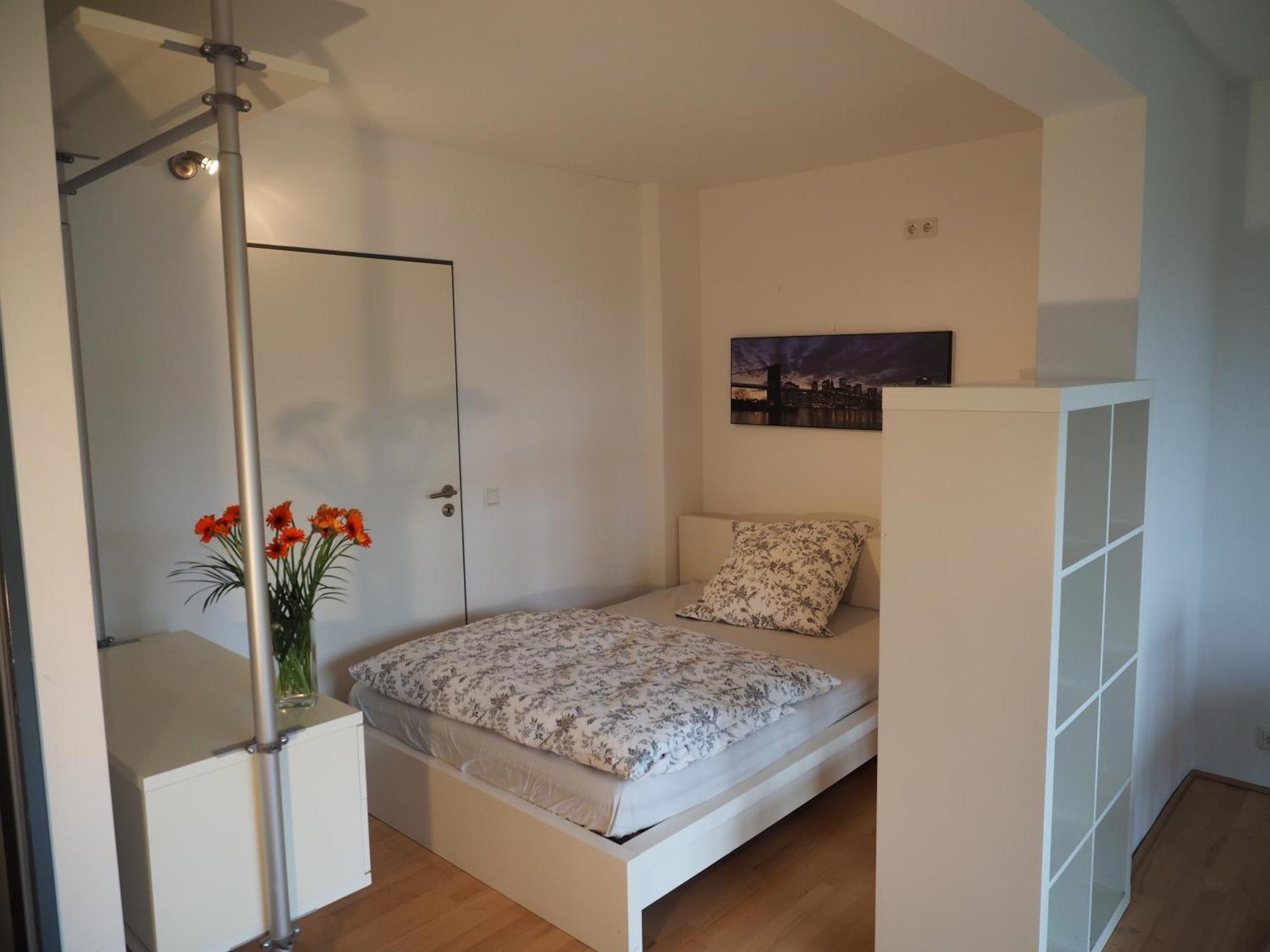 B8 - Just A Private Accommodation Дюселдорф Екстериор снимка